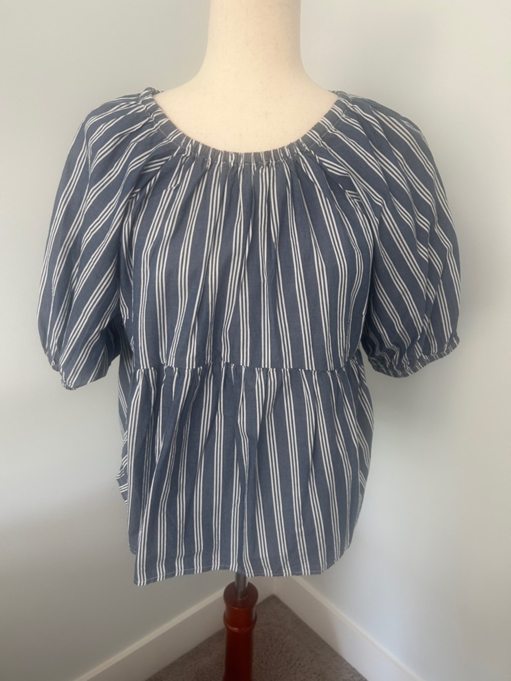 Old Navy Navy and White Striped Puff-Sleeve Peasant Top